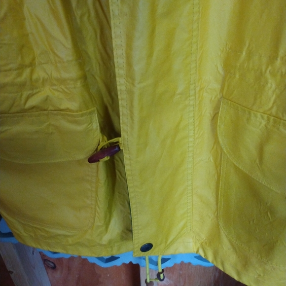 Reliable OuterWear Company Yellow/Green Raincoat - Picture 5 of 15
